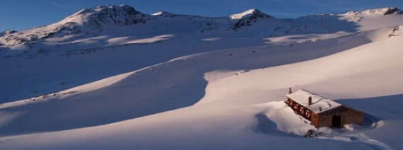A, Tirol, Vernagthütte DAV, 2755 m