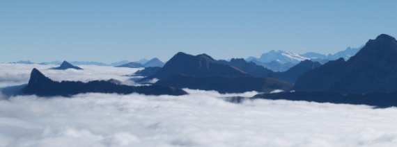 FR, Le Moléson, 1919 m; les Alpes Bernoises